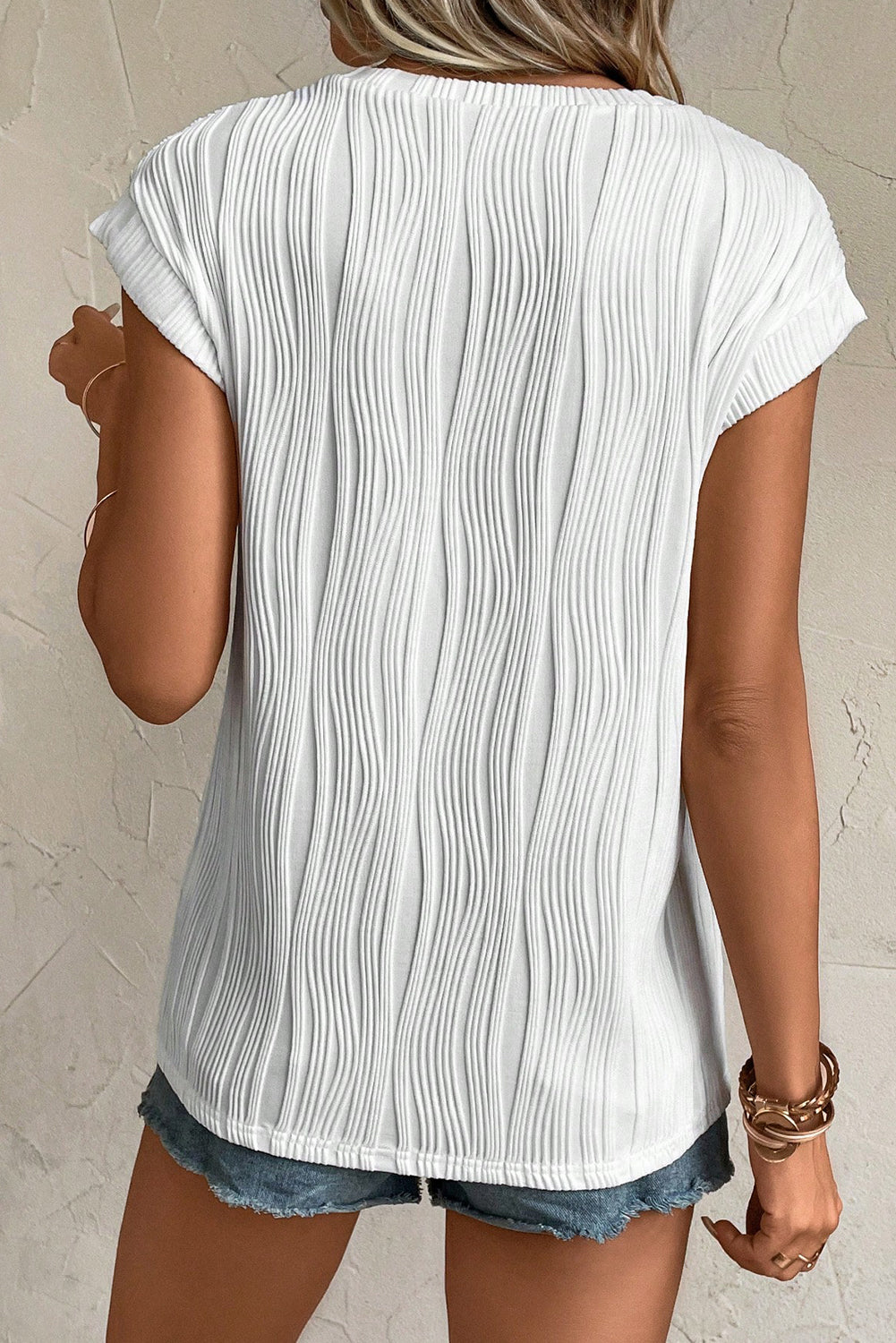 Black Solid Color Wavy Textured Cap Sleeve Top