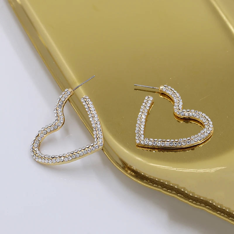 2020 Fashion Irregular Heart Shape Crystal Rhinestone Earring