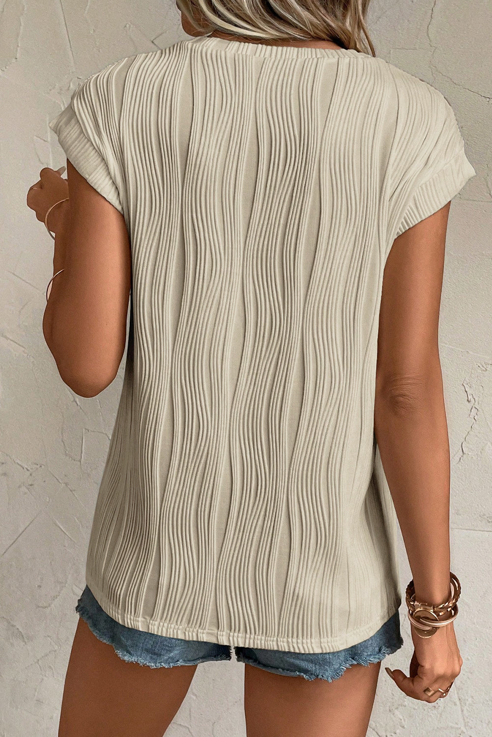 Black Solid Color Wavy Textured Cap Sleeve Top